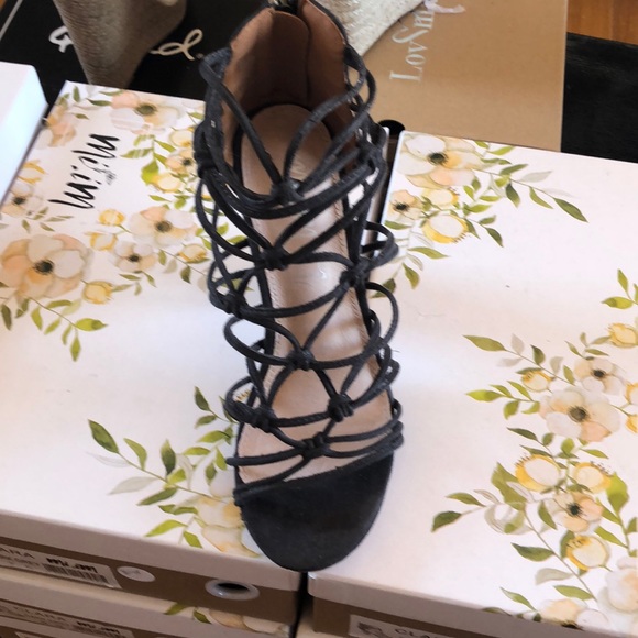 Clara Dark Grey Sandal - Picture 2 of 3